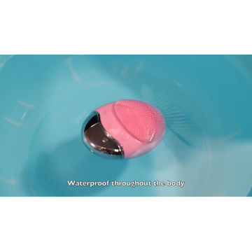 Facial brush face wash device